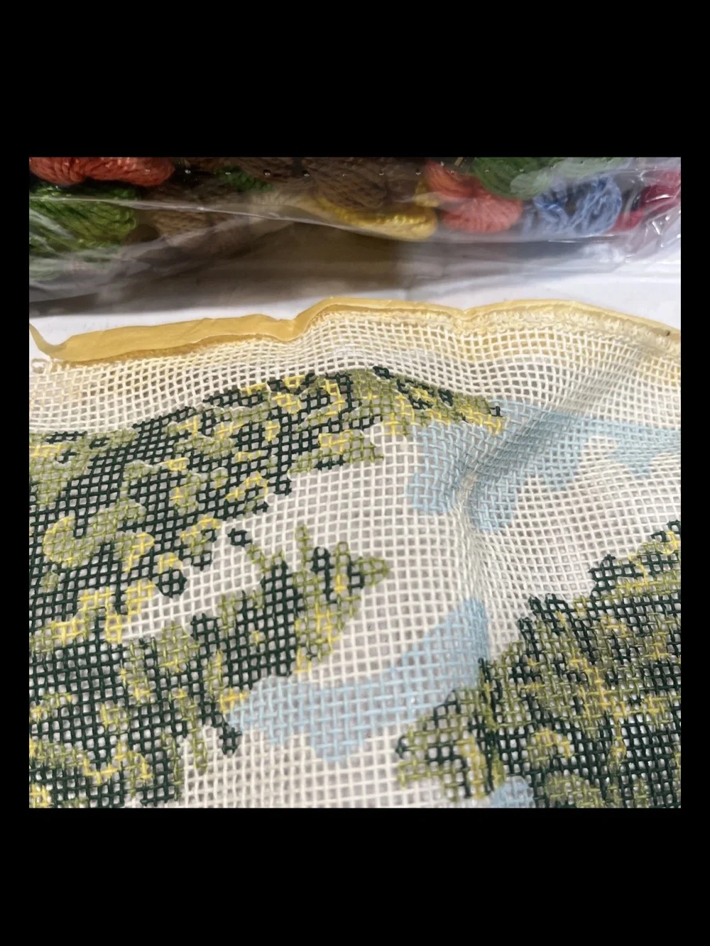 MARGOT DE PARIS VTG?  Printed Needlepoint Tapestry Canvas CountryHouse Lake